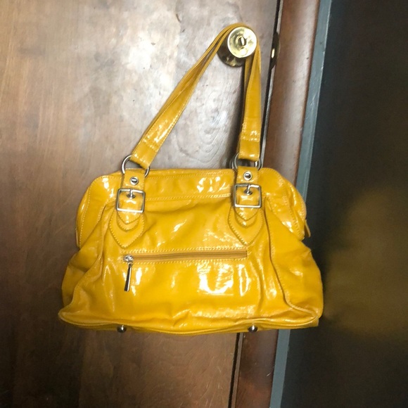 Yellow CLN purse - Picture 2 of 3